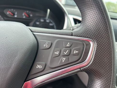 Used 2024 Chevrolet Equinox LS w/ Driver Confidence II Package FWD image 18
