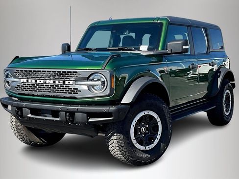 Used 2024 Ford Bronco Badlands image 3