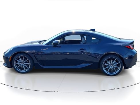 Certified 2025 Subaru BRZ Limited w/ Popular Package 2 image 3