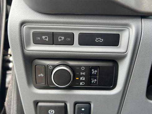 New 2024 Ford F150 Lightning XLT w/ Max Trailer Tow Package image 13