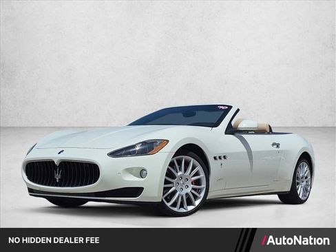Used 2010 Maserati GranTurismo Convertible RWD image 1
