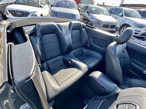Used 2018 Ford Mustang Premium RWD image 44