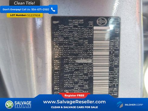 Used 2005 Toyota Matrix FWD image 17