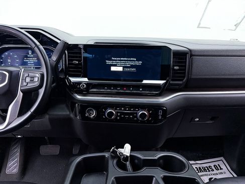Used 2024 GMC Sierra 1500 SLT AWD/4WD image 8