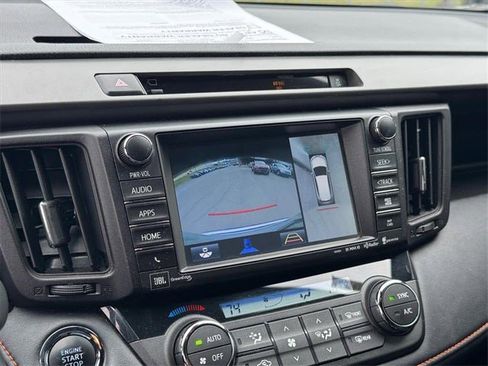 Used 2016 Toyota RAV4 SE image 25