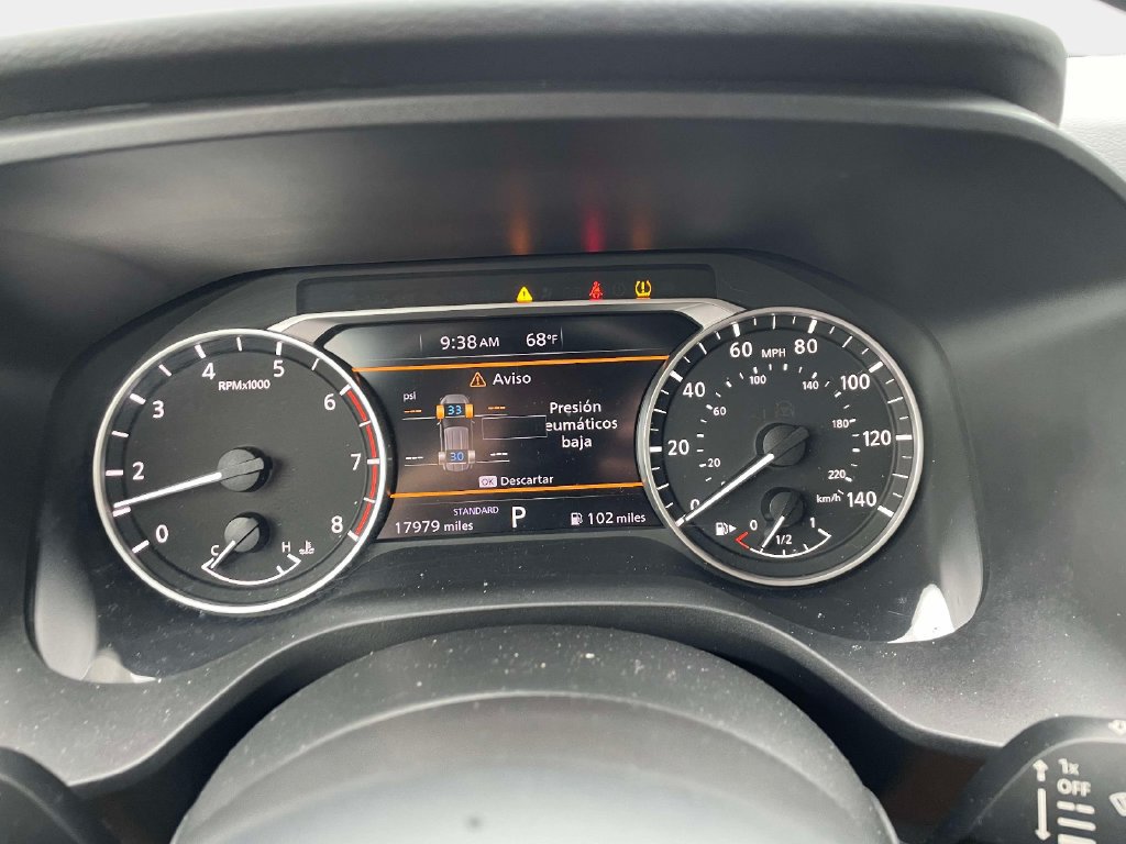 Used 2024 Nissan Rogue SV FWD image 22