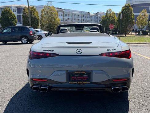 Used 2022 Mercedes-Benz SL 63 AMG 4MATIC image 11