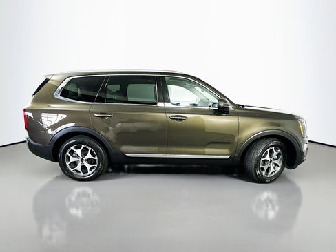 Certified 2022 Kia Telluride EX AWD/4WD image 8