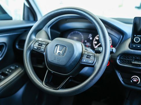 Used 2025 Honda HR-V LX image 24
