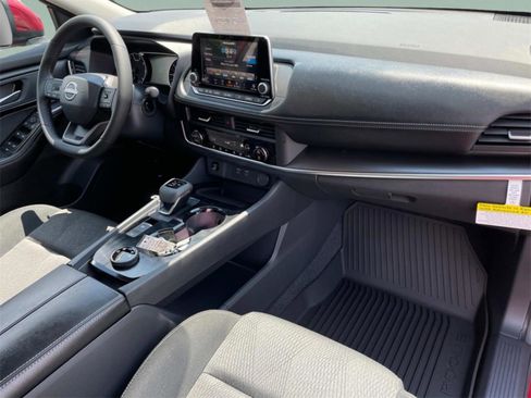 New 2026 Nissan Rogue SV image 9