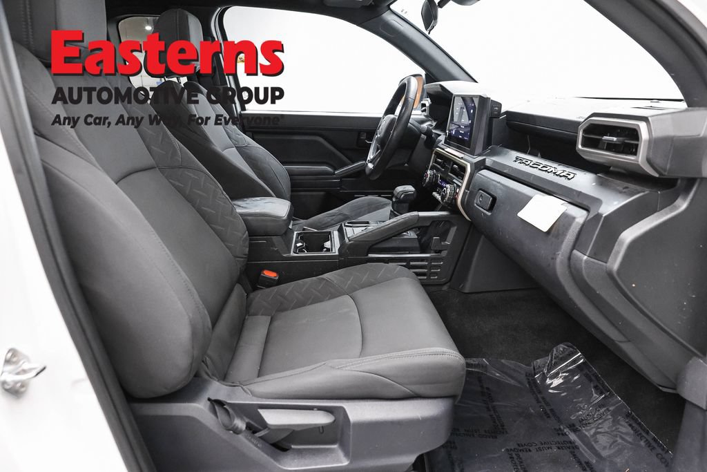 Used 2025 Toyota Tacoma SR RWD image 21