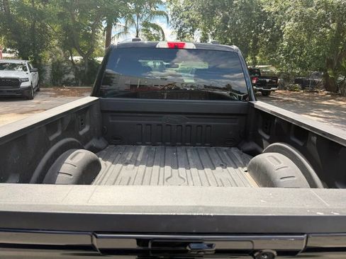 Used 2025 Ford F250 Lariat w/ Black Appearance Package AWD/4WD image 6