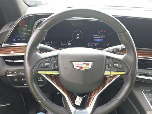 Used 2021 Cadillac Escalade ESV Premium Luxury w/ LPO, Radiant Package AWD/4WD image 43