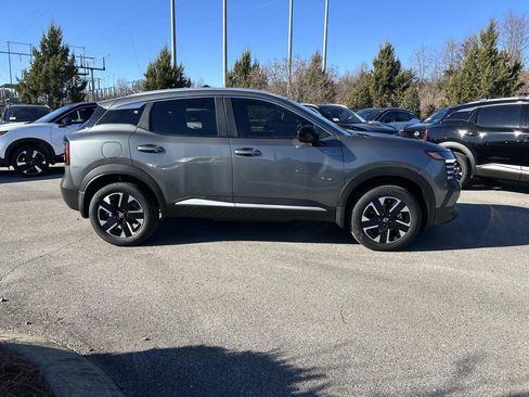 New 2026 Nissan Kicks SV w/ SV Premium Package AWD/4WD image 8