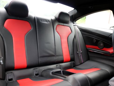 Used 2020 BMW M4 Competition w/ Competition Package image 44