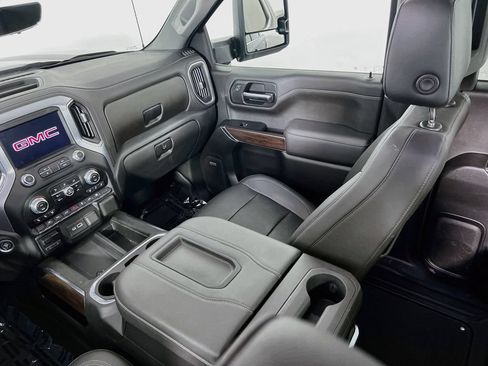 Used 2022 GMC Sierra 1500 SLT w/ SLT Premium Plus Package AWD/4WD image 24