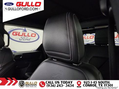 Used 2025 Ford Bronco Outer Banks image 17