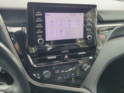 Used 2024 Toyota Camry SE FWD image 8