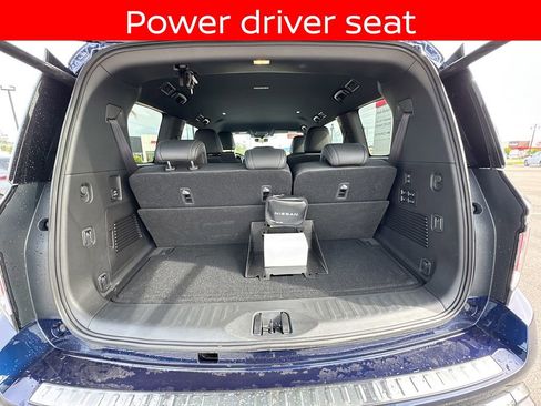 Certified 2025 Nissan Armada PRO-4X AWD/4WD image 10