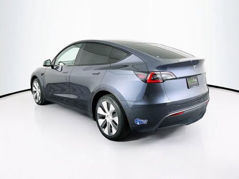 Used 2021 Tesla Model Y Long Range AWD/4WD image 5