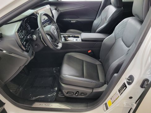 Certified 2024 Lexus RX 350 Premium w/ Convenience Package FWD image 11