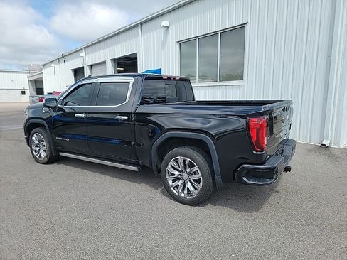 Used 2023 GMC Sierra 1500 Denali w/ Denali Reserve Package AWD/4WD image 3