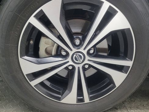 Used 2023 Nissan Sentra SV FWD image 31