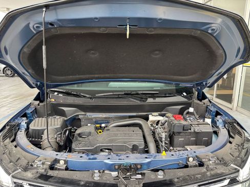 Used 2025 Chevrolet Equinox LT image 33