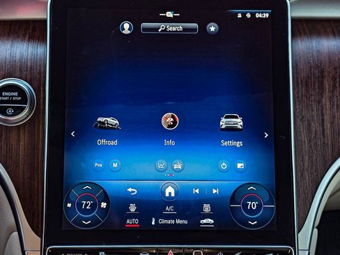 Used 2024 Mercedes-Benz GLC 300 GLC 300 image 19