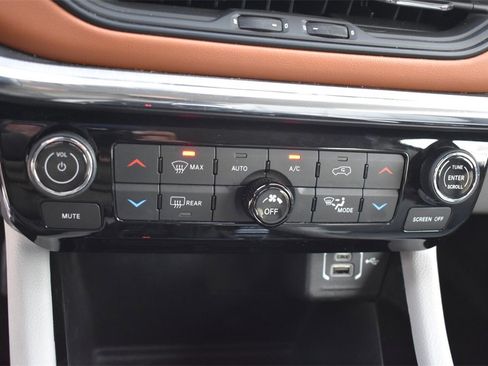 Used 2022 Jeep Compass Limited w/ Elite Group image 35