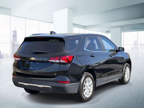 Used 2024 Chevrolet Equinox LT FWD image 4