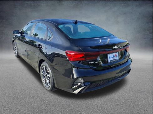 Used 2024 Kia Forte LXS FWD image 15