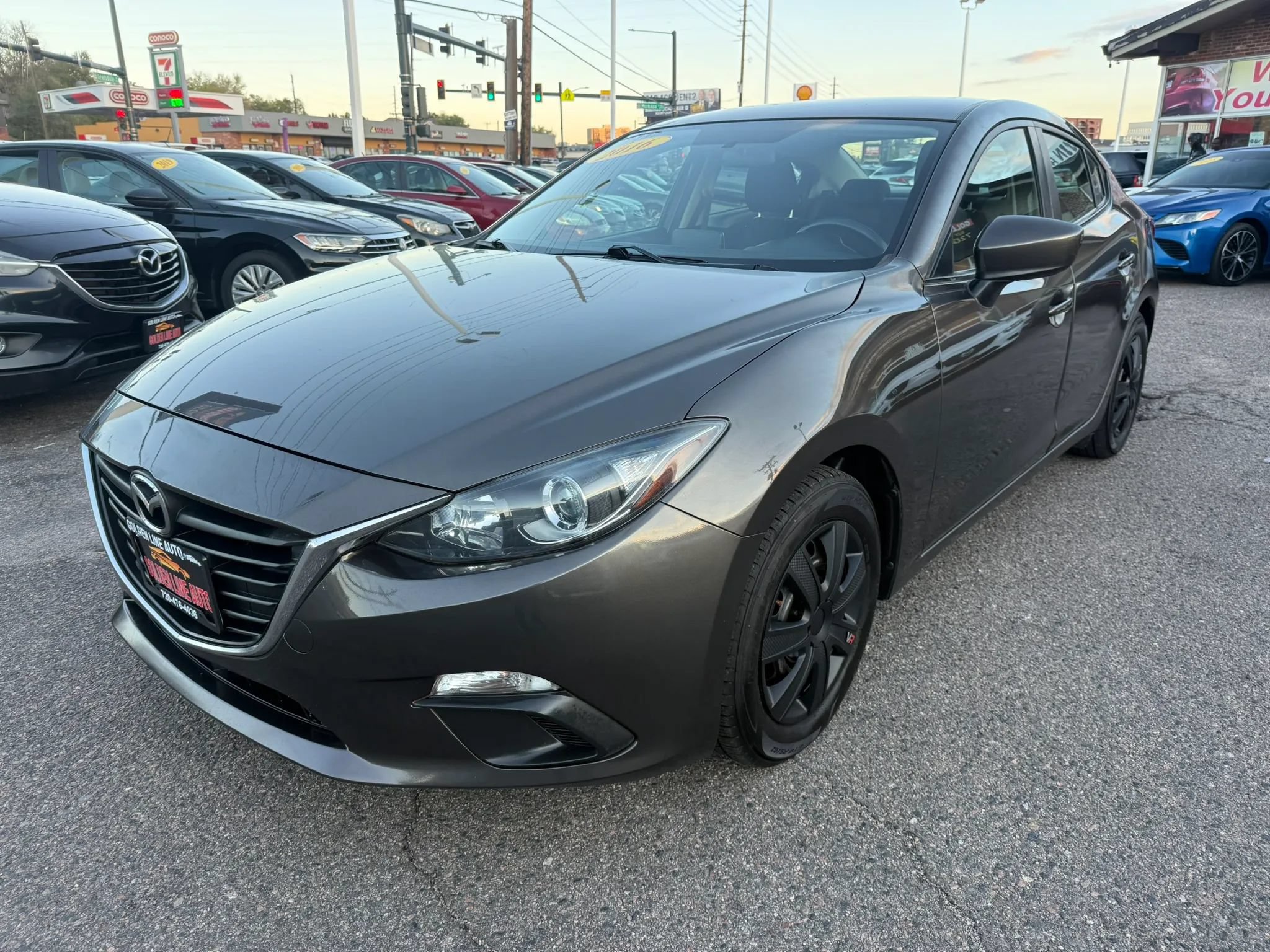 Used 2016 MAZDA MAZDA3 i Sport FWD image 5
