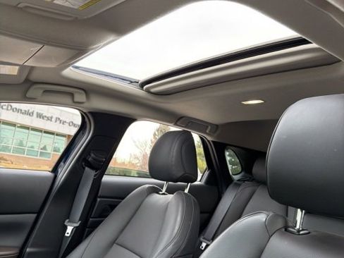 Used 2023 MAZDA CX-30 AWD 2.5 S w/ Premium Package image 14