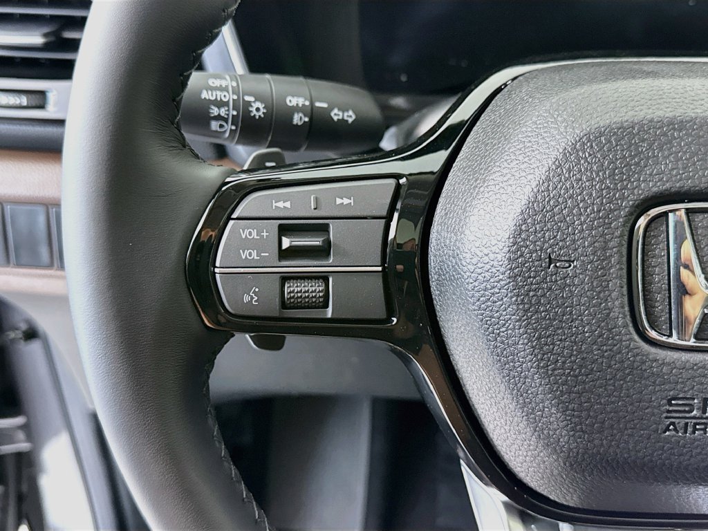 New 2026 Honda Pilot Touring image 11