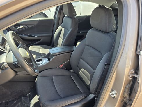 Used 2023 Chevrolet Malibu LT w/ Driver Confidence Package FWD image 12