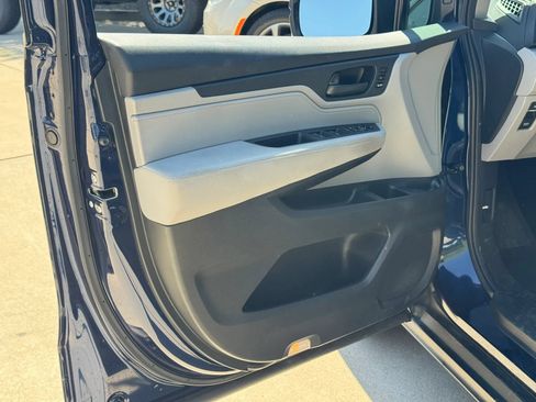 Used 2020 Honda Odyssey EX-L image 10