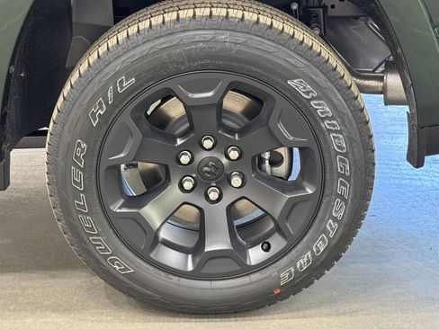 New 2026 RAM 1500 4x4 Crew Cab image 43