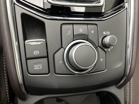 New 2025 MAZDA CX-5 Signature image 19