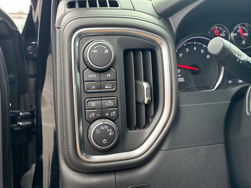 Used 2019 Chevrolet Silverado 1500 RST w/ All-Star Edition AWD/4WD image 14