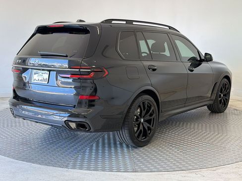 Certified 2023 BMW X7 xDrive40i w/ M Sport Package AWD/4WD image 9