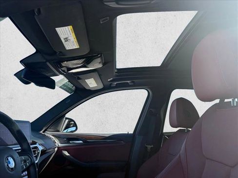 Used 2024 BMW X3 sDrive30i w/ Premium Package image 15