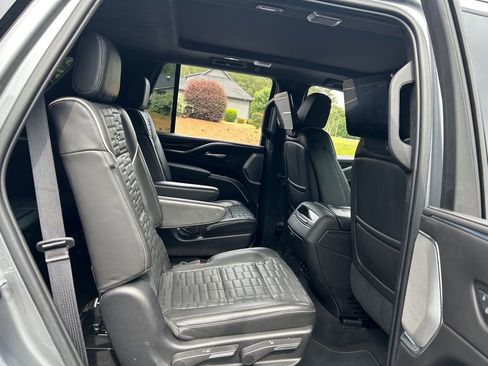 Used 2021 Cadillac Escalade Sport Platinum w/ Heavy-Duty Trailer Package AWD/4WD image 52