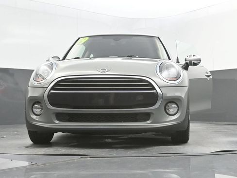 Used 2019 MINI Cooper 2-Door Hardtop FWD image 42