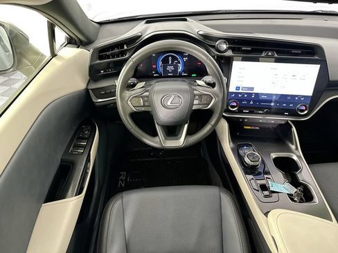 Used 2023 Lexus RZ 450e Premium w/ Technology Package AWD/4WD image 11