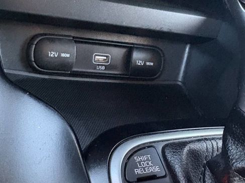 Used 2020 Kia Soul S image 34