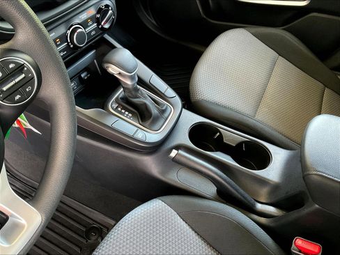 Used 2023 Kia Soul LX FWD image 16