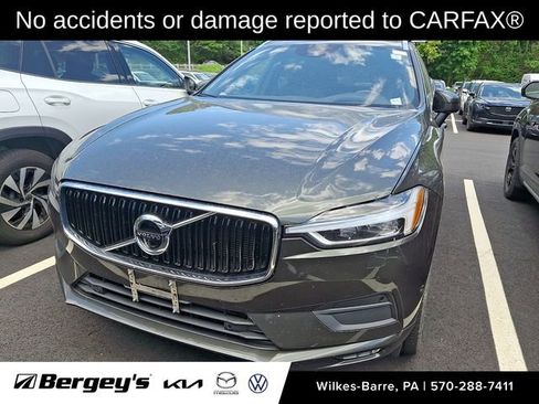 Used 2018 Volvo XC60 T5 Momentum w/ Advanced Package AWD/4WD image 2