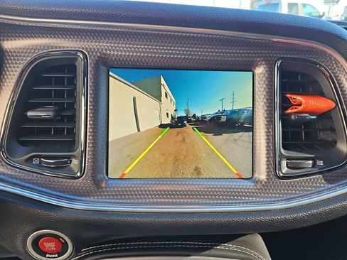 Used 2015 Dodge Challenger SRT Hellcat RWD image 21