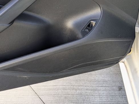 Used 2015 Volkswagen Passat TDI SE image 15